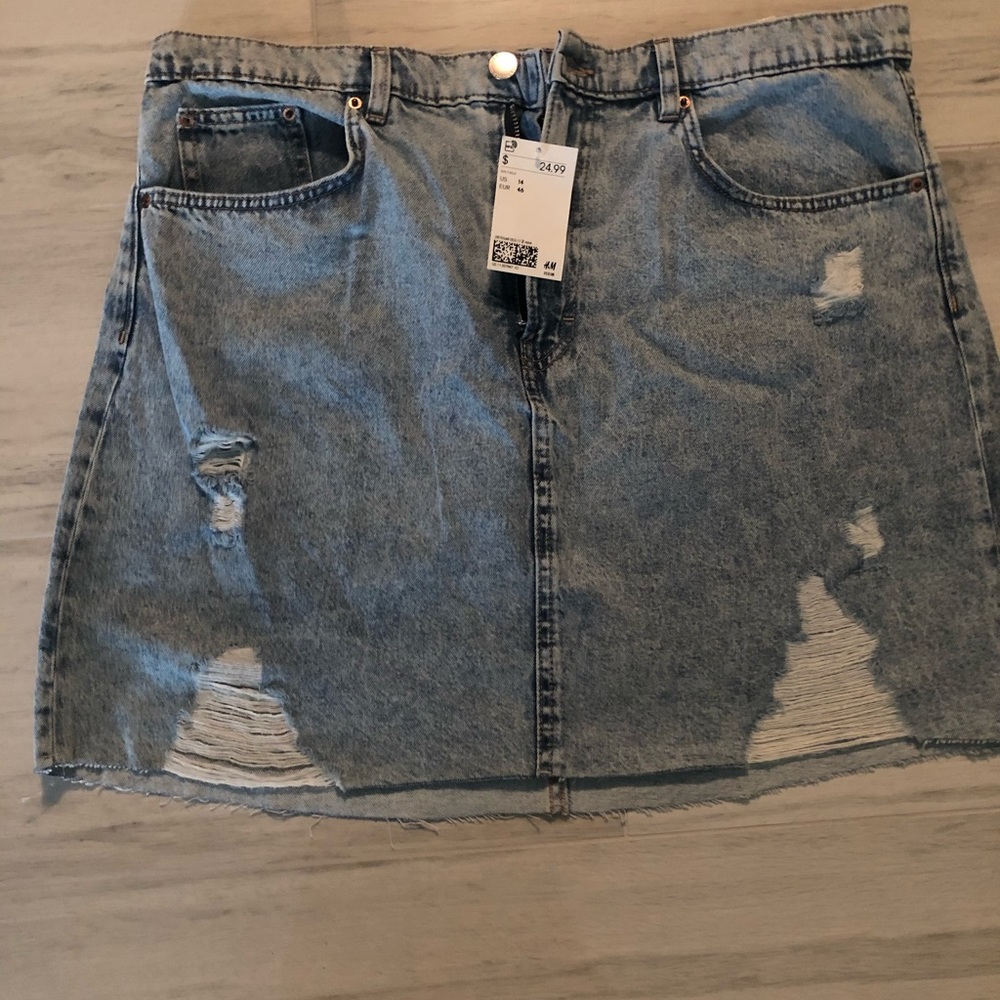 Denim skirt